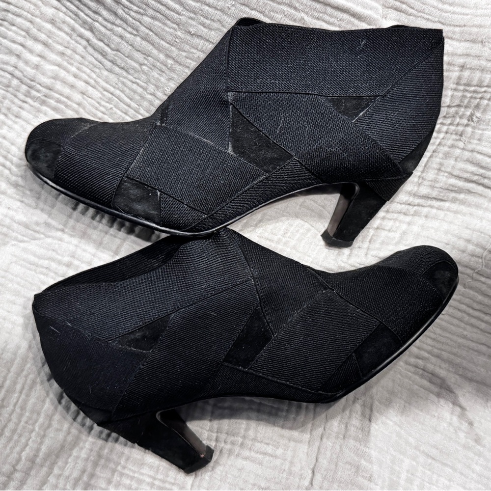 United Nude Designer Ankle Booties Black